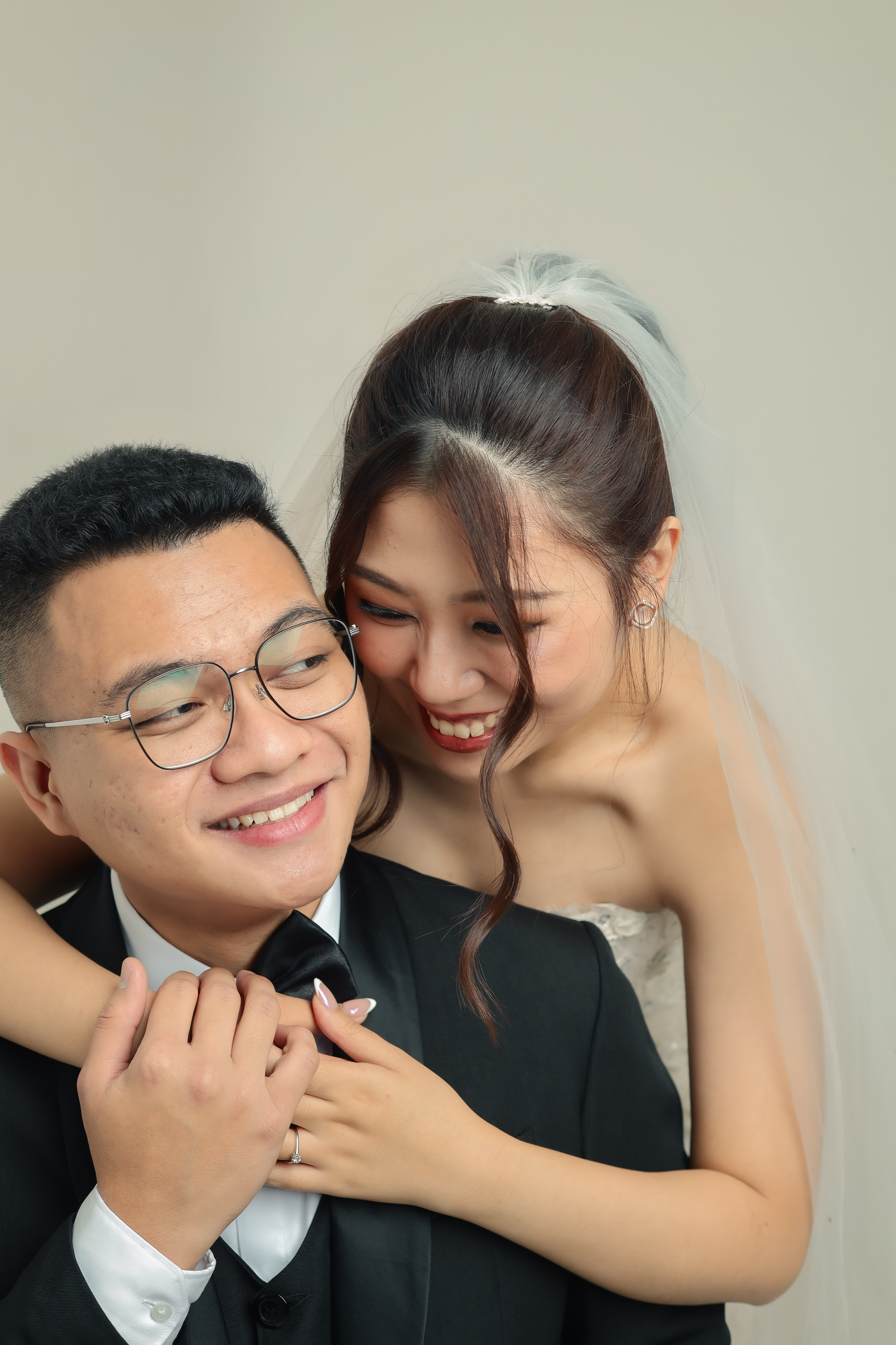 Jei and Angie — falling in love